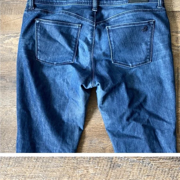 DL1961 premium denim Grace high rise cropped jeans. - Picture 7 of 14